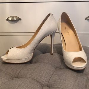 Ivanka Trump white textured peep toe